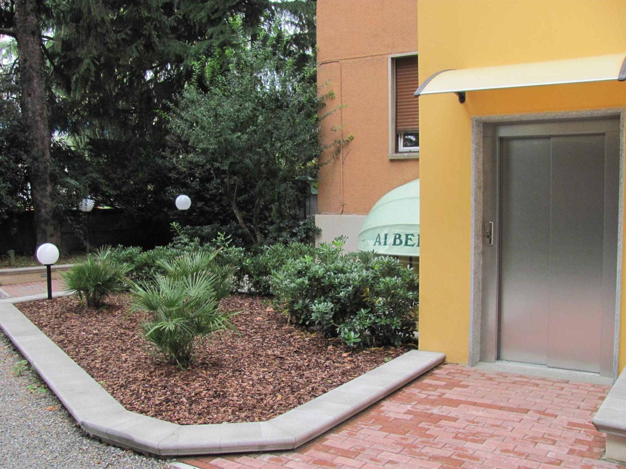 Albergo Hotel Giardino Desio Exterior photo
